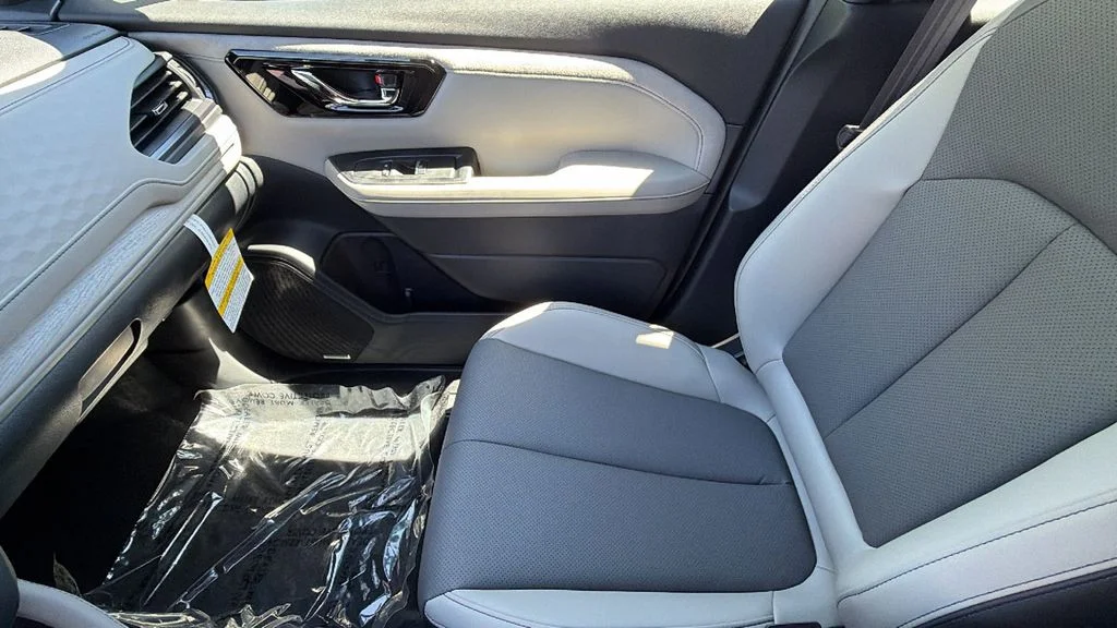 New 2026 DAYBREAK BLUE PEARL Subaru Limited Hybrid image 12