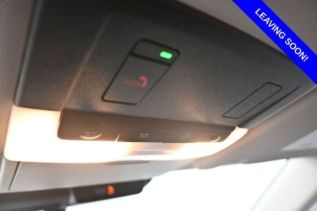 Used 2024  Mitsubishi SE image 25