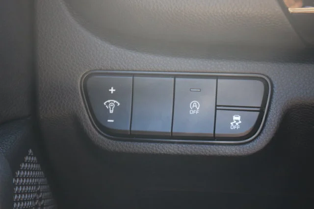 Used 2026 Blue Kia S image 19