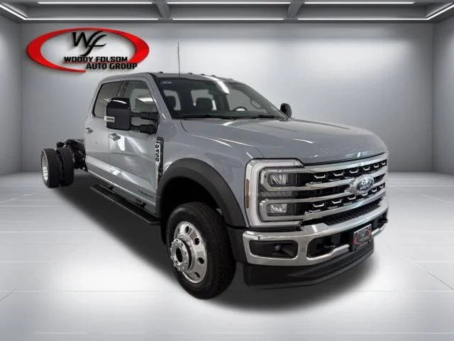 New 2026 Glacier Gray Metallic Tri-Coat Ford F-450® LARIAT® image 20