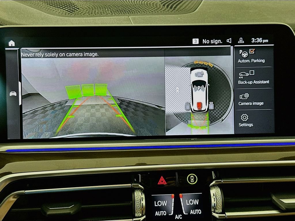 Certified Used 2023 Mineral White Metallic BMW xDrive40i image 14