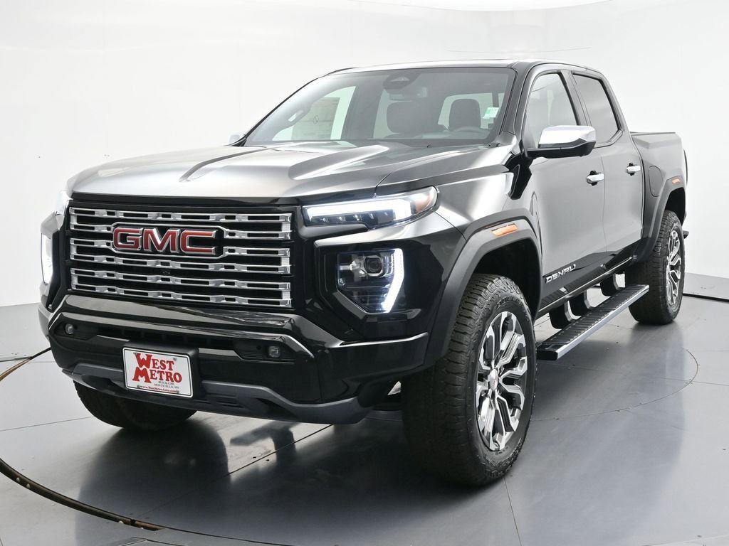 2026 GMC Canyon 4WD Denali Crew Cab Short Box's photo