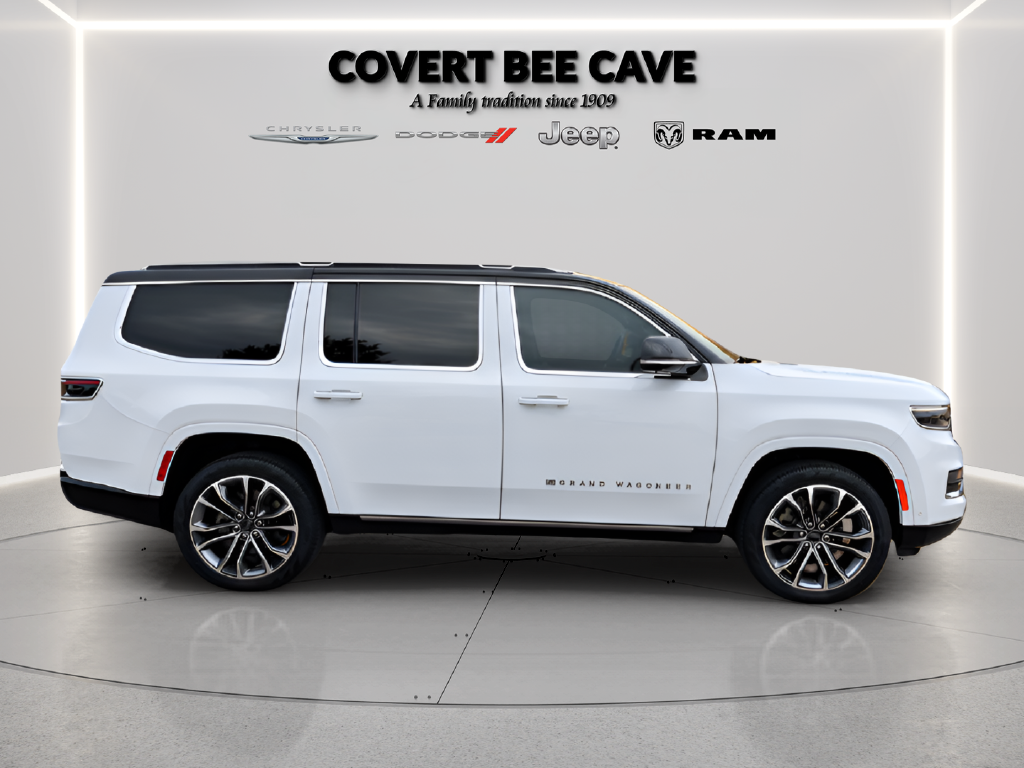 Used 2024 White Jeep Series III image 4