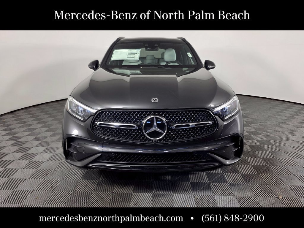 New 2026 Graphite Grey Metallic Mercedes-Benz GLC 300 image 30