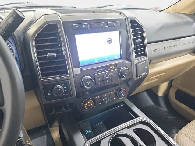 Used 2020 Black Metallic Ford XLT image 20