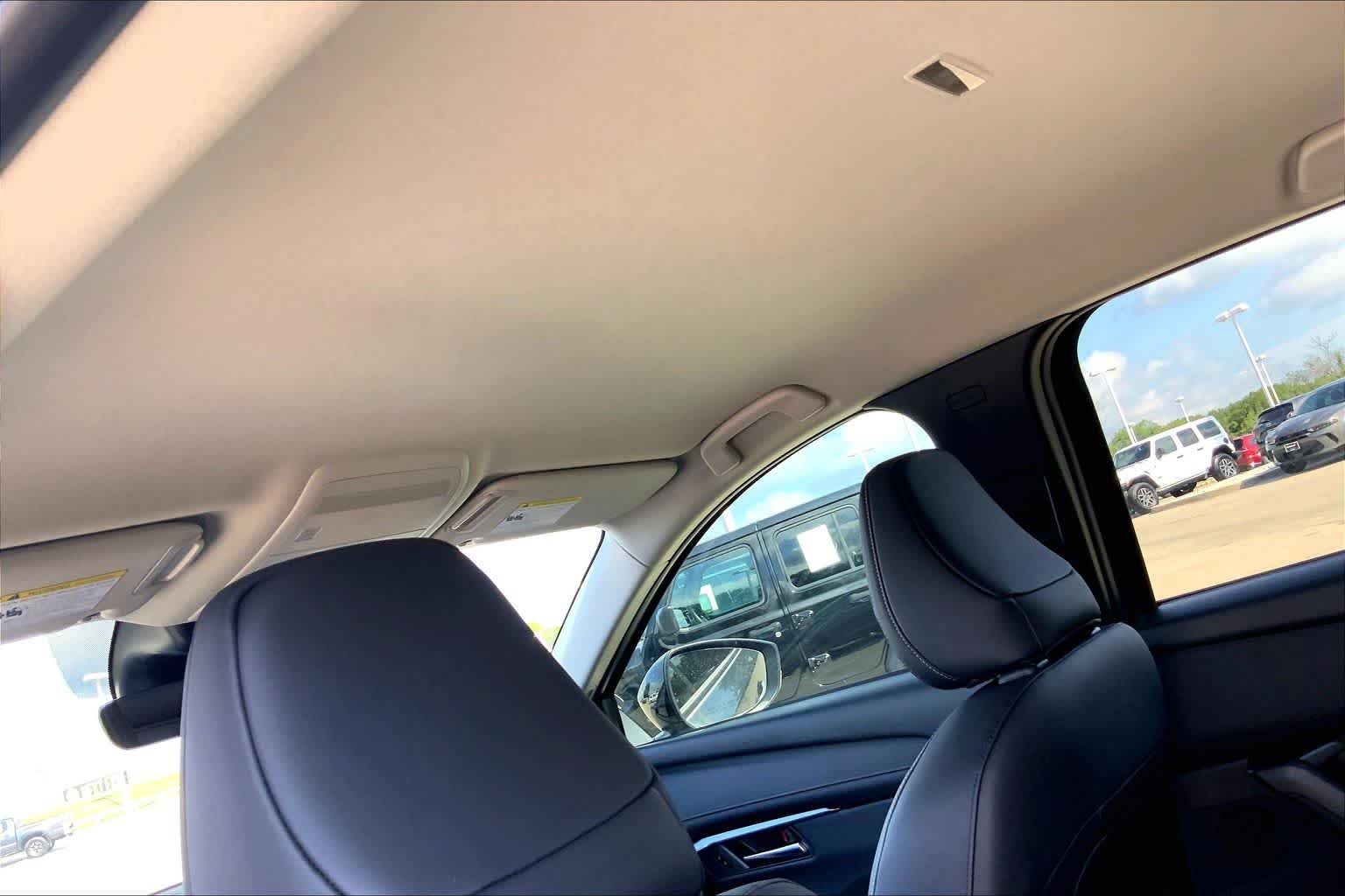 New 2026 Machine Gray Metallic Mazda 2.5 S Select AWD image 18