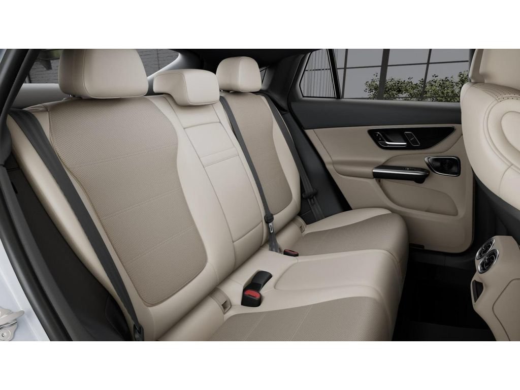 New 2026 Polar White Mercedes-Benz GLC 300 Coupe image 47