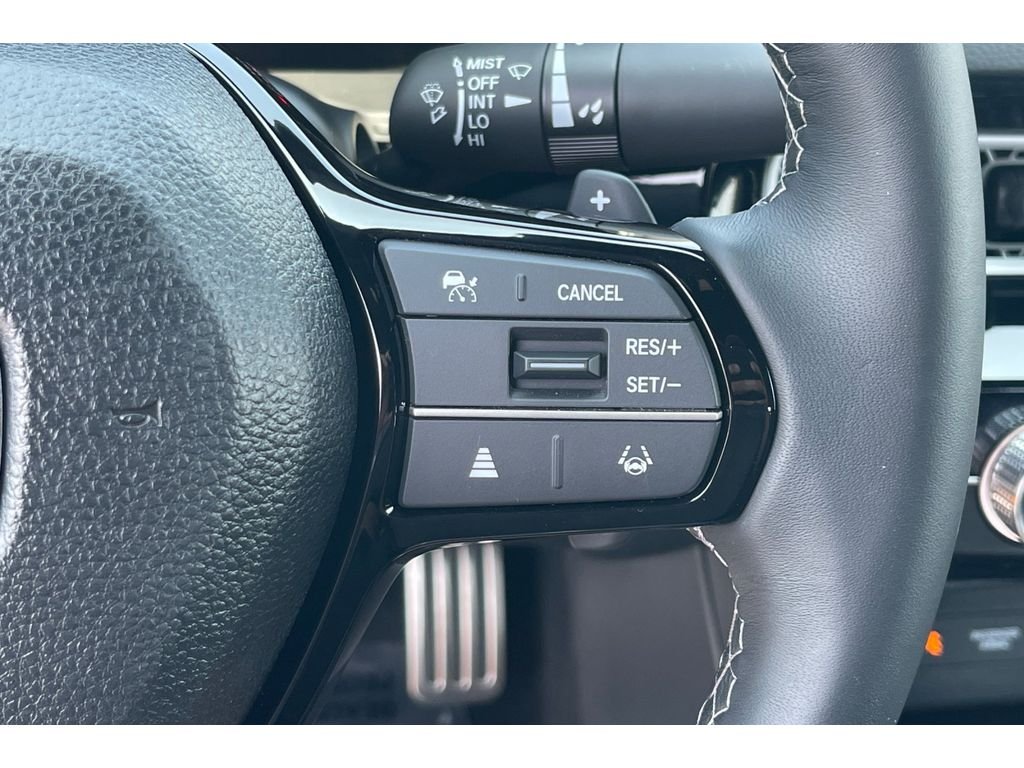 Certified Used 2026 Platinum White Pearl Honda Sport image 36