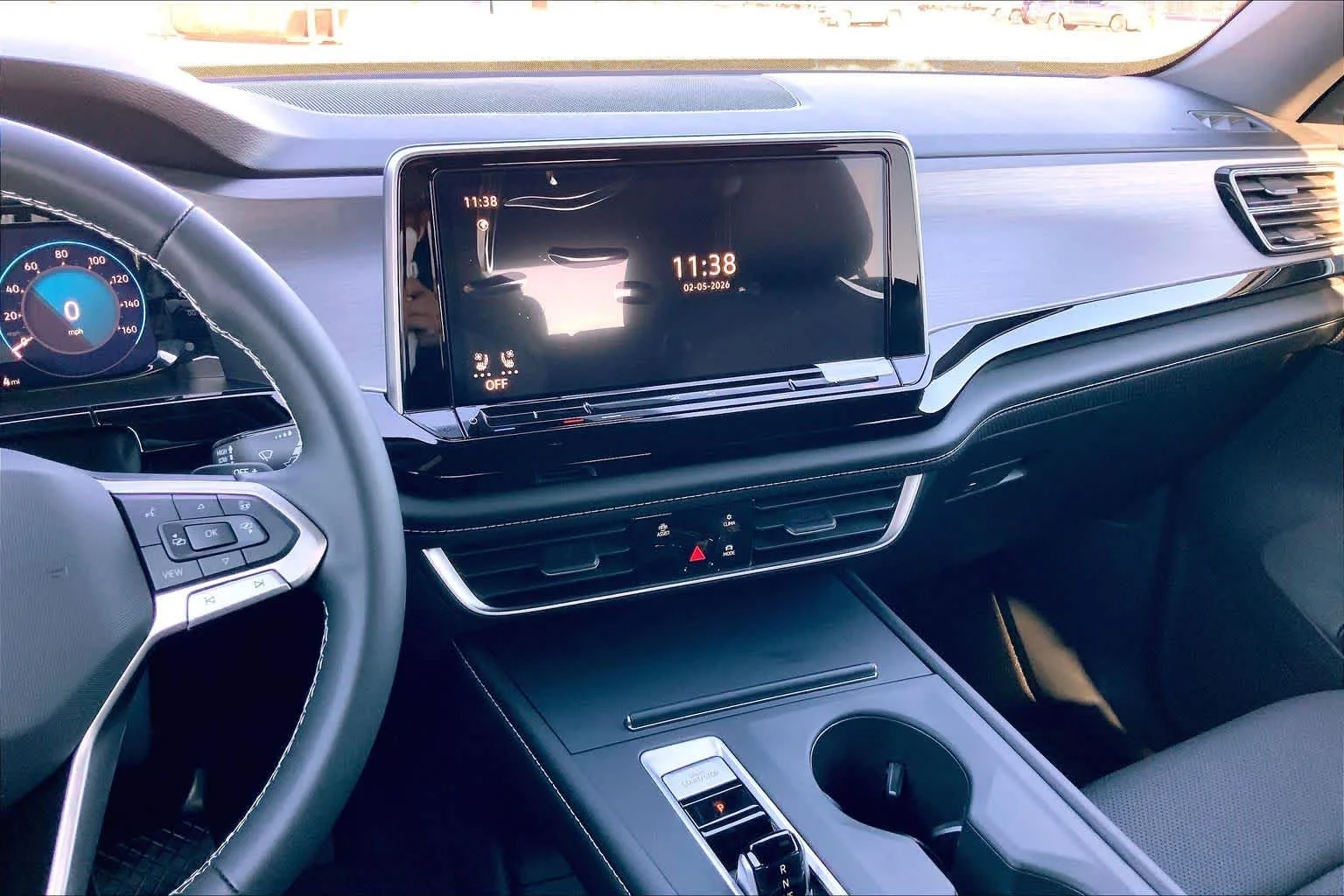 New 2026 Deep Black Pearl Volkswagen 2.0T SE image 6