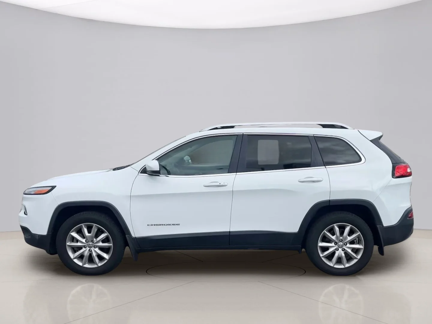Used 2016 White Jeep LIMITED image 2