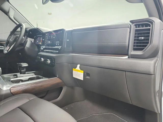 New 2026 White GMC SLT image 47