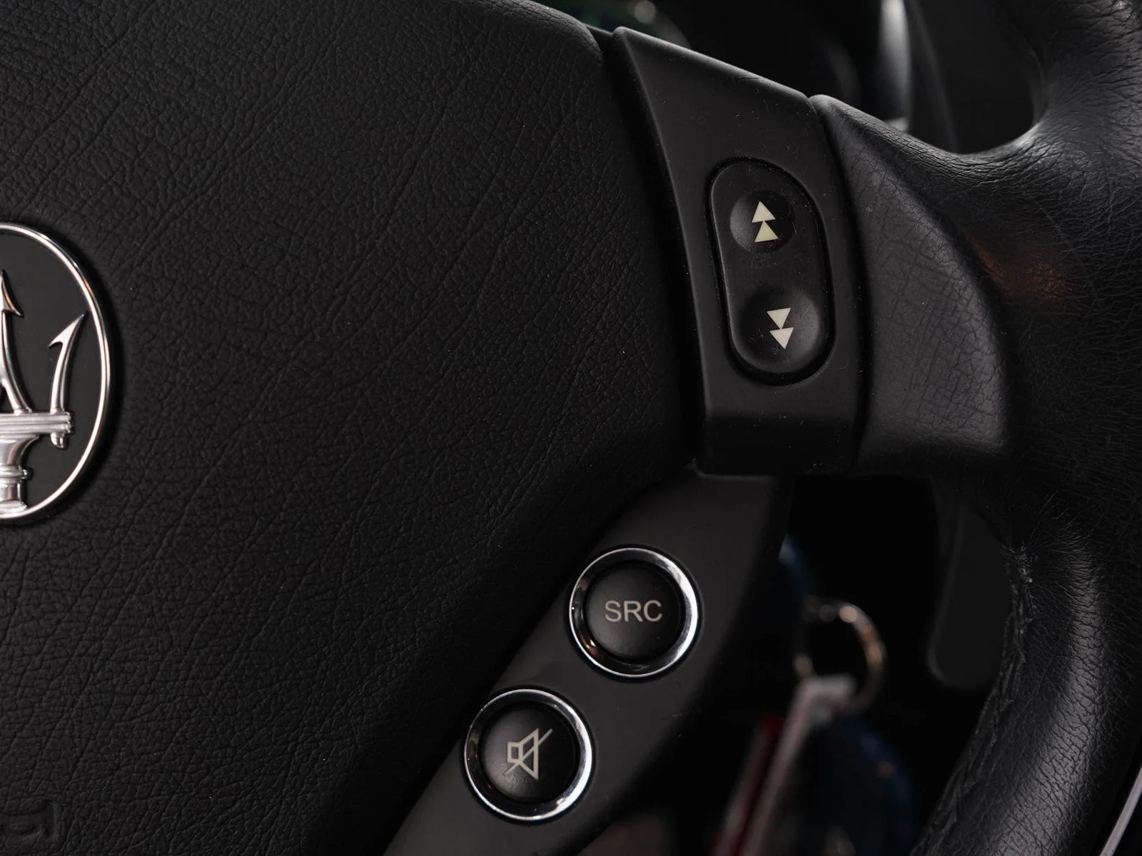 Used 2015 Black Maserati 2dr Cpe GranTurismo Sport image 21