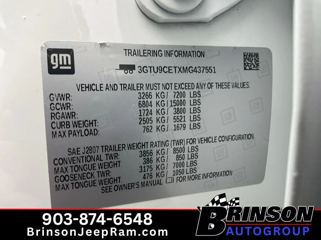 Used 2021 Summit White GMC Elevation image 33