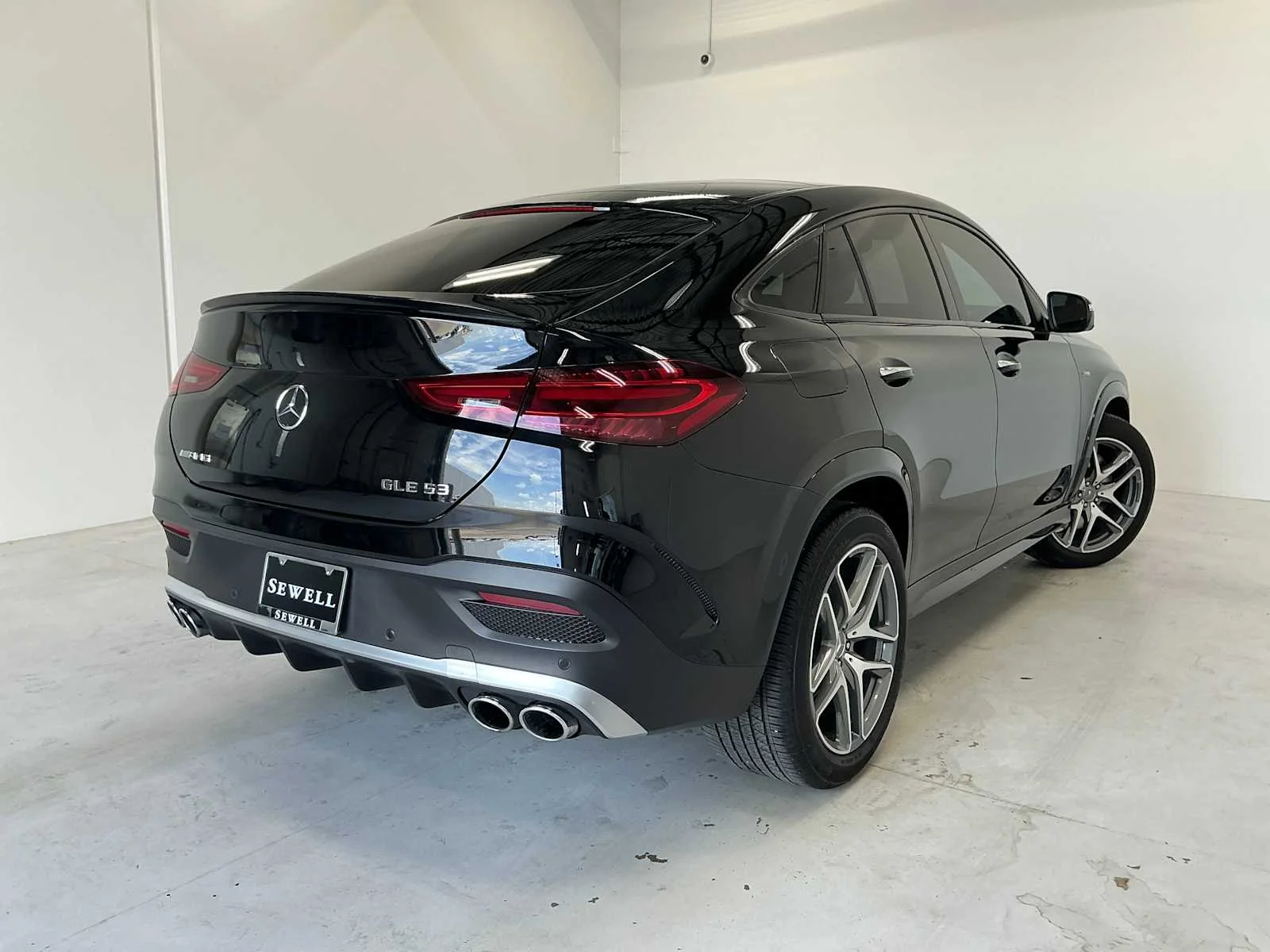 Certified Used 2025 Obsidian Black Metallic Mercedes-Benz AMG® GLE 53 image 8