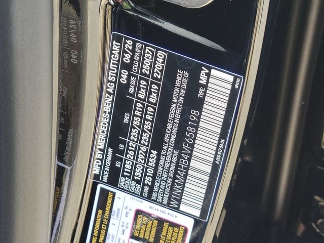 Used 2027 Black Mercedes-Benz GLC 300 image 30