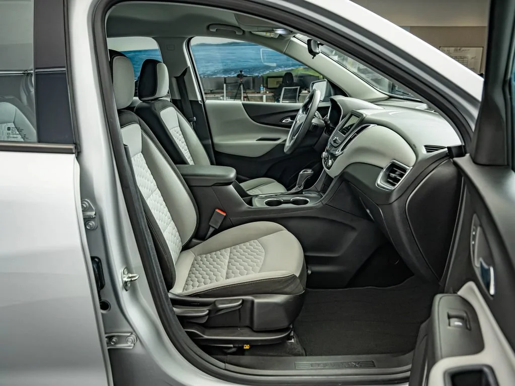 Used 2019 Silver Ice Metallic Chevrolet LS image 38
