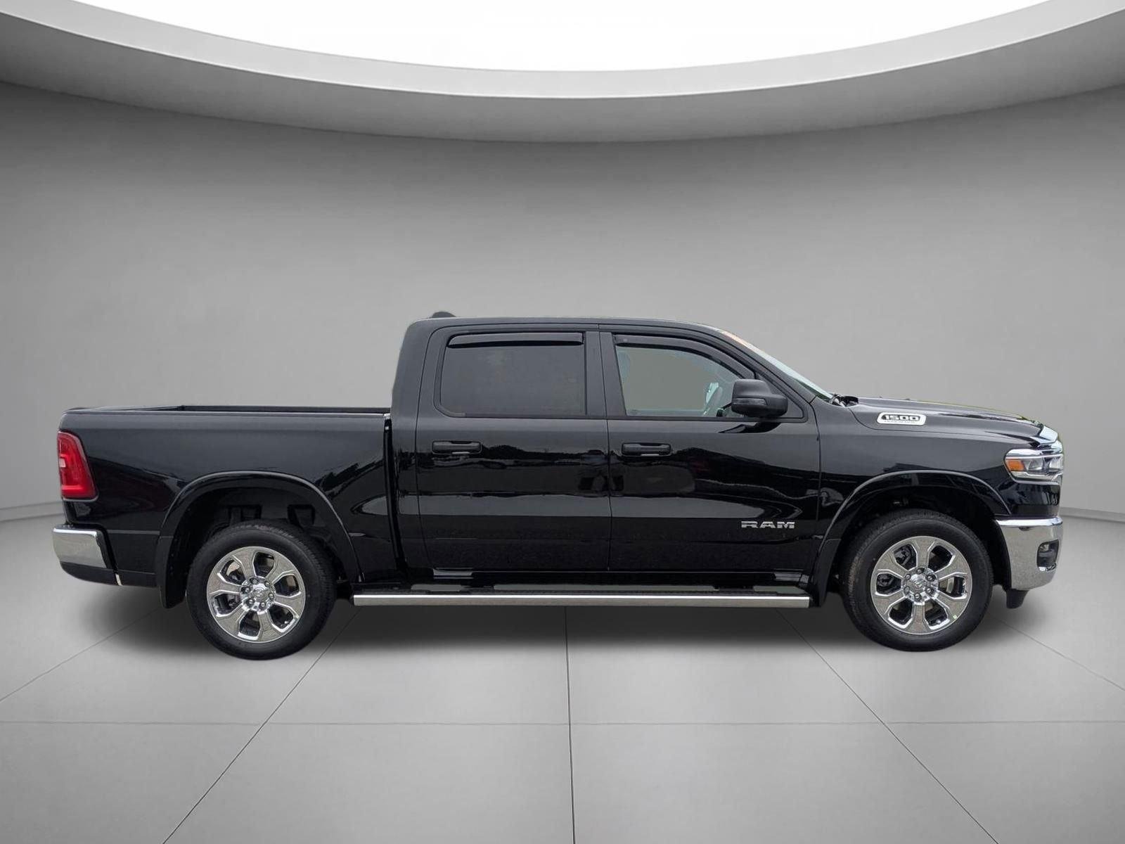 New 2026 Diamond Black Crystal Pearl-Coat Exterior Paint RAM Big Horn image 4