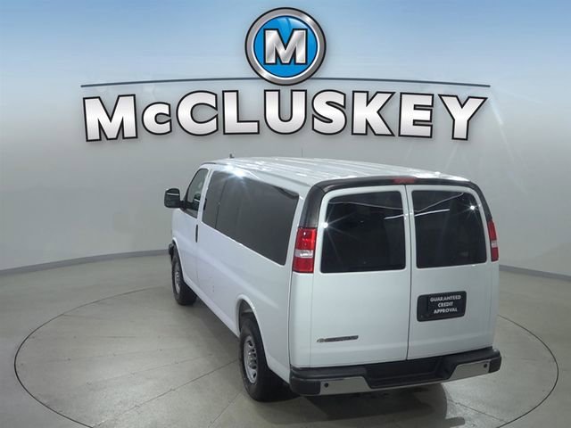 2025 Chevrolet Express Passenger LT - Photo 13