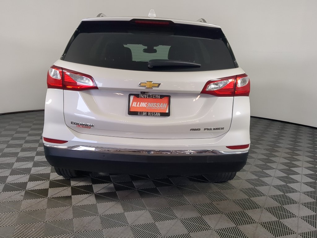 Used 2020 Iridescent Pearl Tricoat Chevrolet Premier image 8