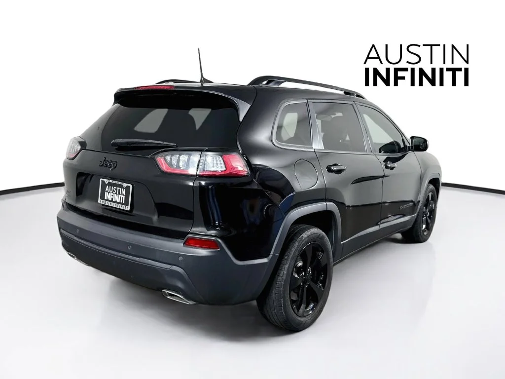 Used 2019 Black Jeep Latitude Plus image 8