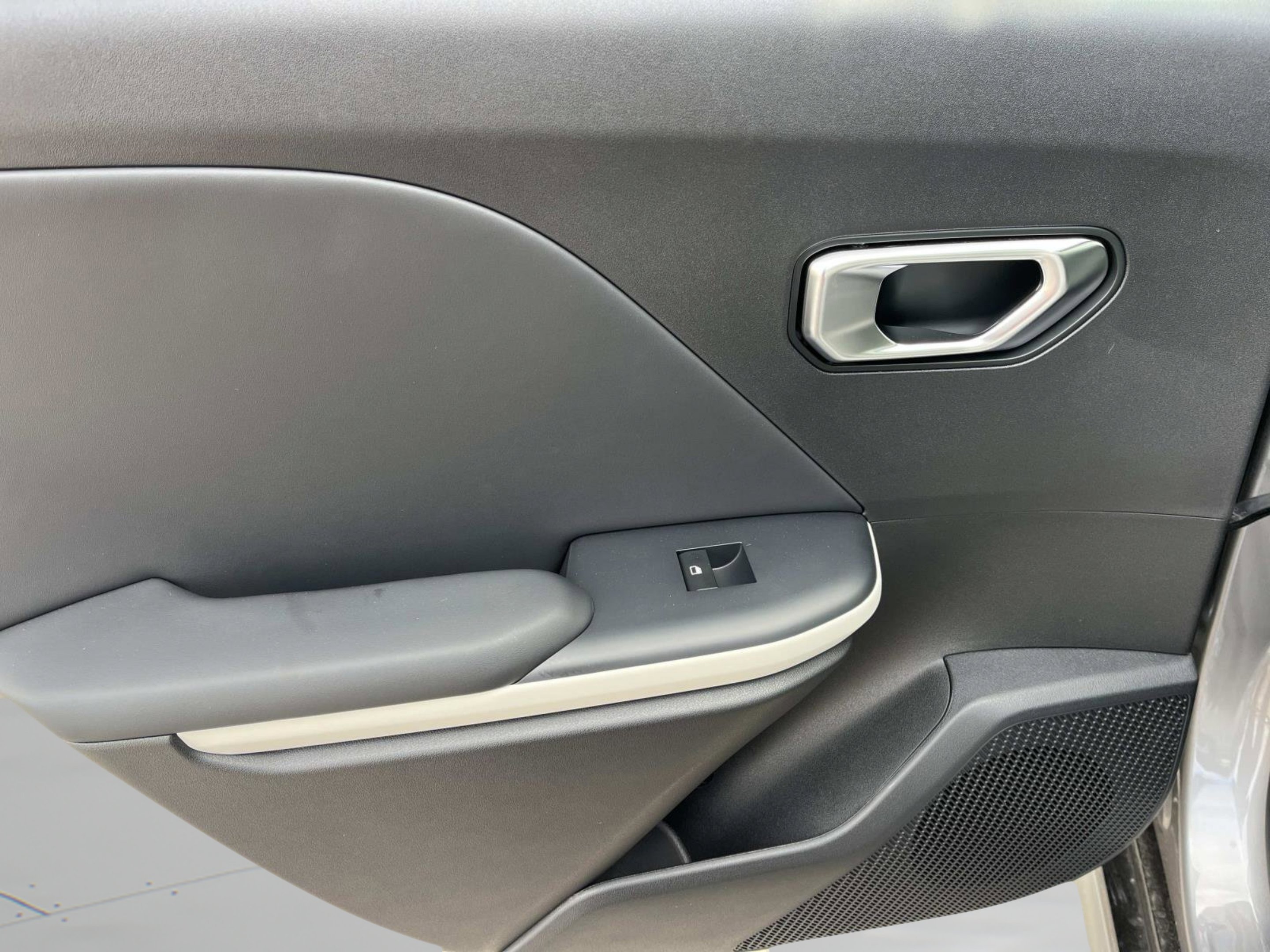 New 2025 Steel Gray Kia GT-Line Turbo image 18