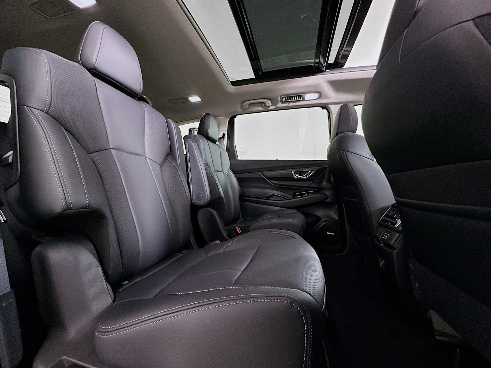 New 2026 AUTUMN GREEN METALLIC Subaru Limited 7-Passenger image 27