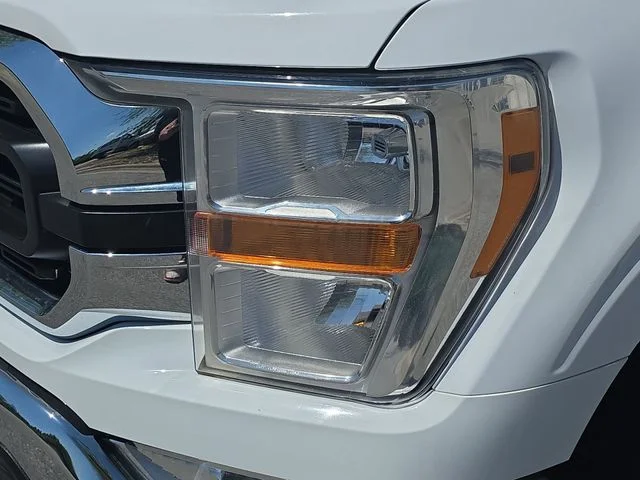 Used 2022 White Ford XLT image 31