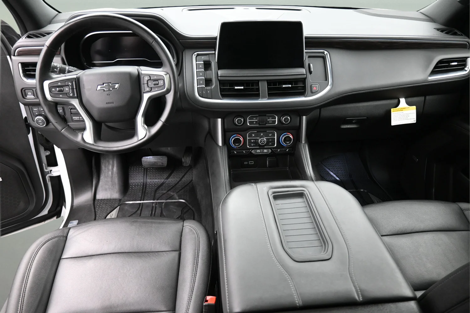Used 2023 White Chevrolet Z71 image 17