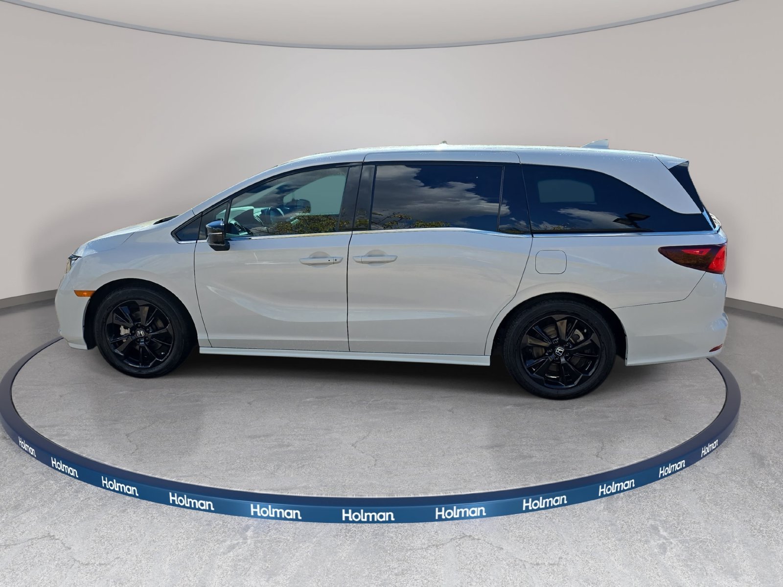Used 2024  Honda Sport image 9