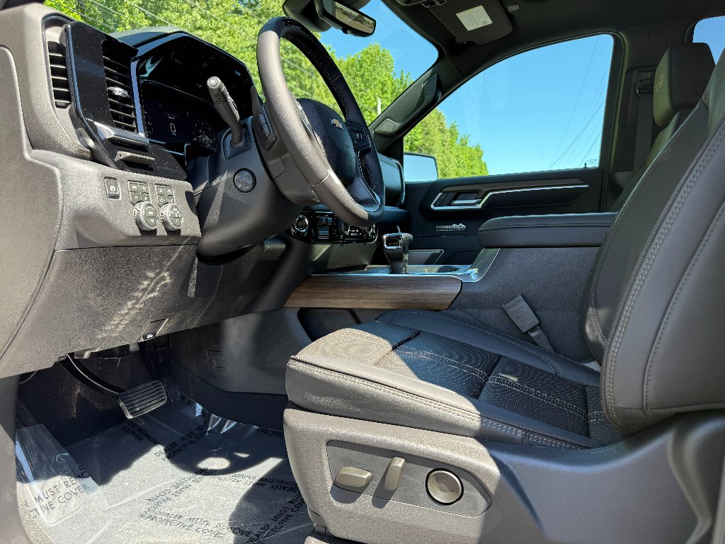 2026 Chevrolet Silverado 1500 High Country - Photo 20