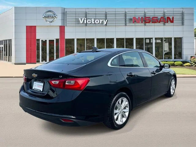 Used 2023 Black Chevrolet LT image 3