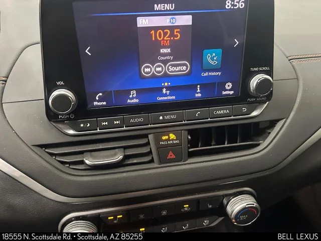 Used 2019 Red Nissan 2.5 SR image 23