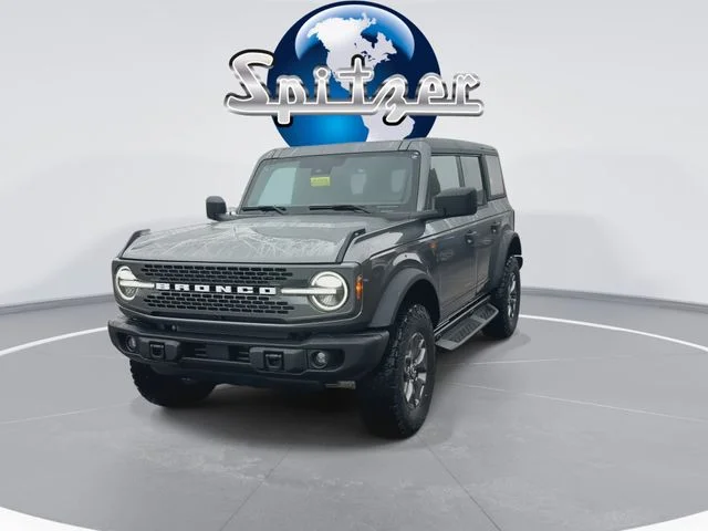 New 2025 Carbonized Gray Metallic Ford Badlands® image 4