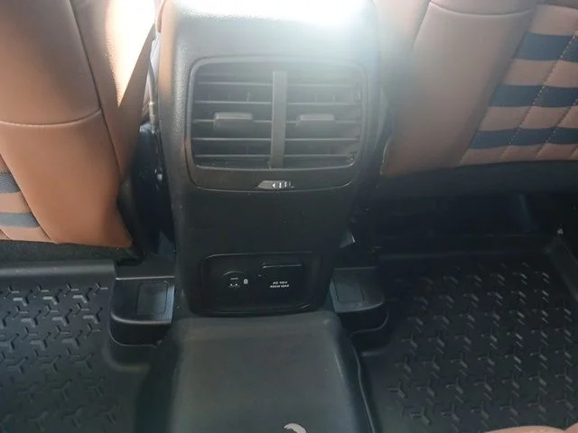 Used 2022 Blue Ford Badlands image 23