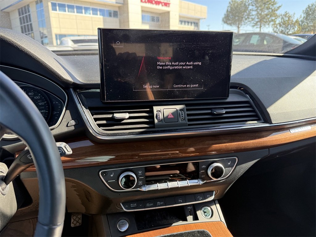 2022 Audi Q5 45 S line Premium photo 2