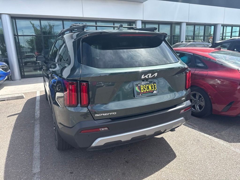 Used 2023 Green Kia X-Line SX Prestige image 15