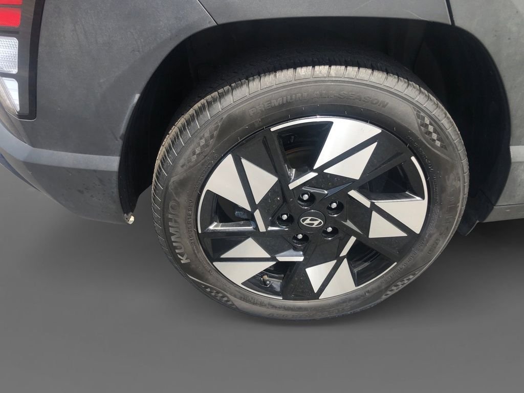 Used 2024 Blue Hyundai SEL image 10