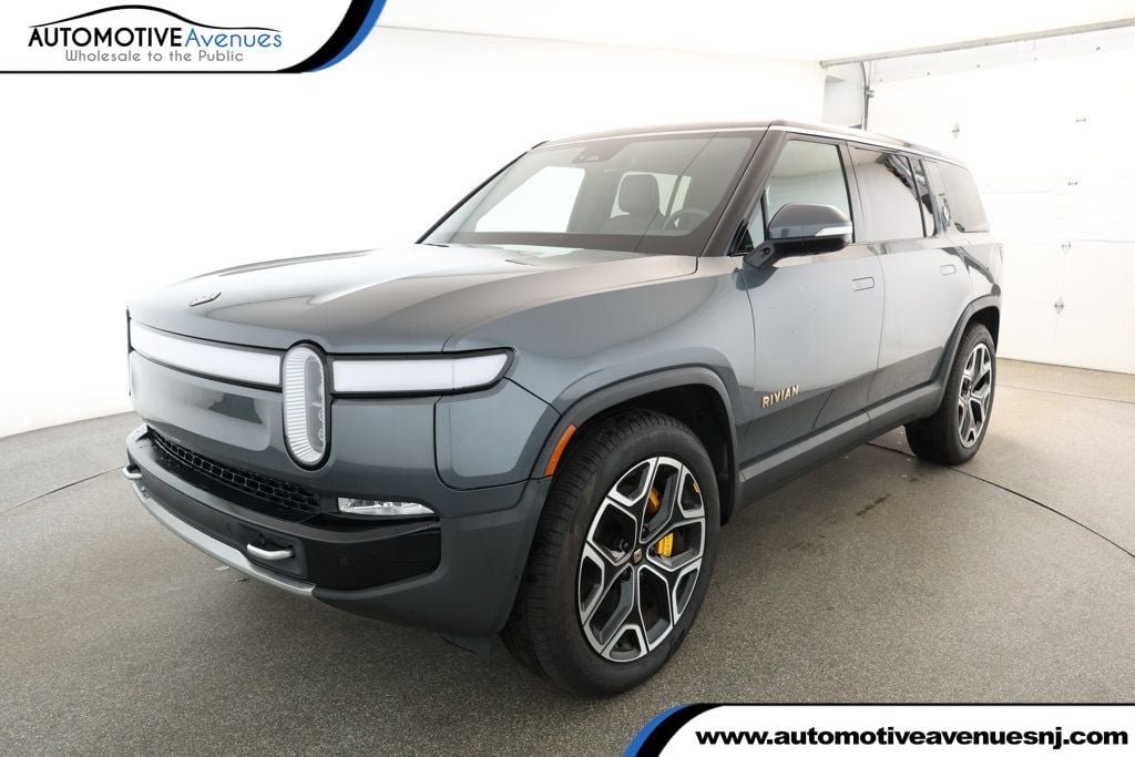 2022 Rivian R1S Launch Edition