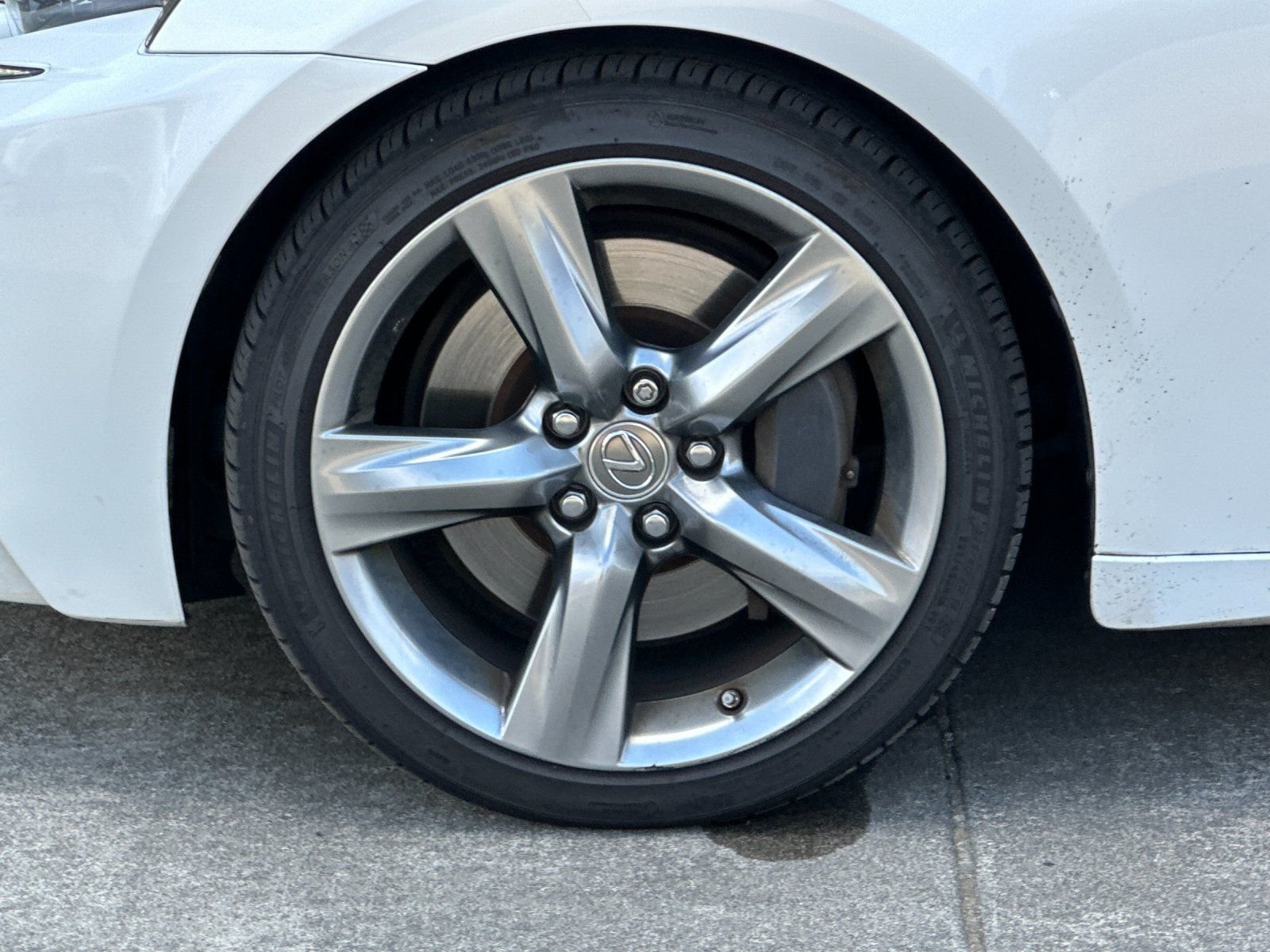 Used 2015 Ultra White Lexus 350 image 23