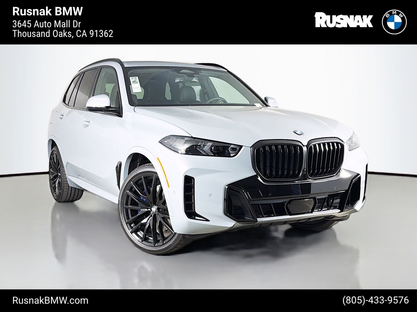 New 2026 Brooklyn Grey Metallic BMW sDrive40i image 1