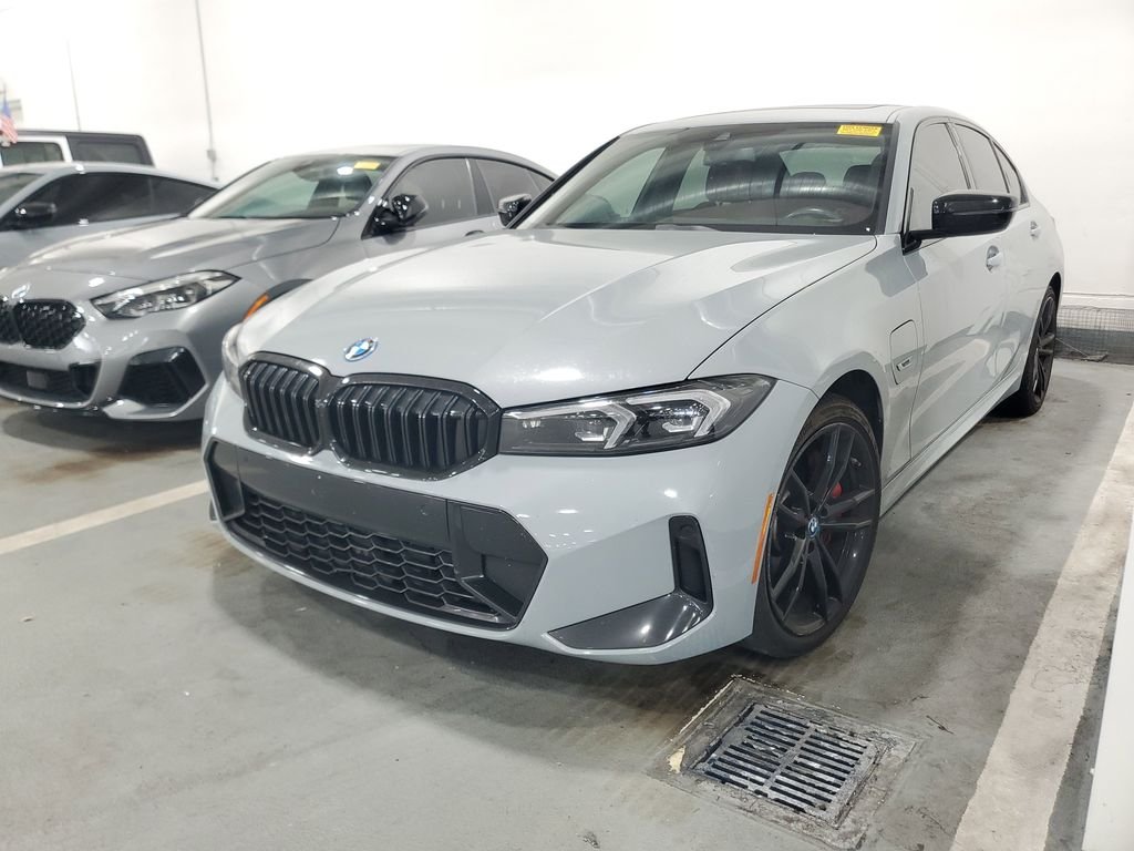 2023 BMW 3 Series 330e Sedan's photo