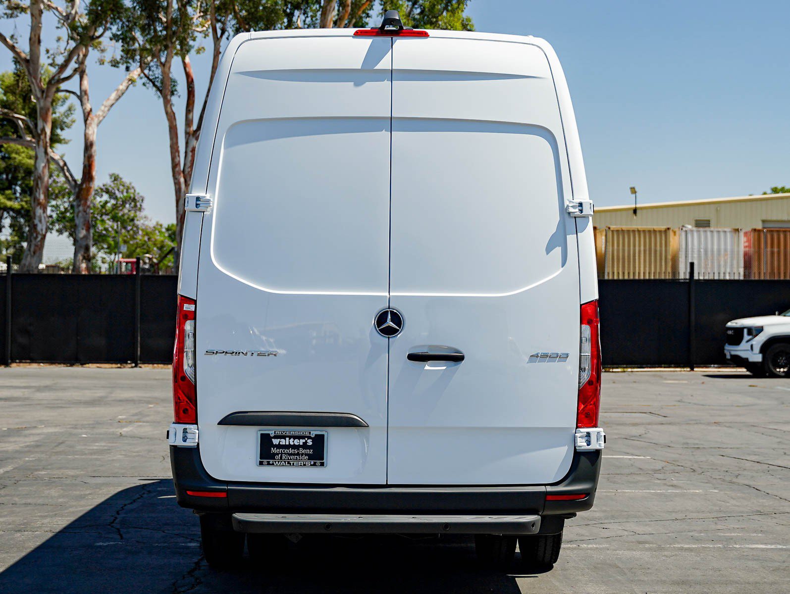 New 2026 Arctic White Mercedes-Benz 4500 High Roof I4 Diesel HO 170 Extended RWD image 5