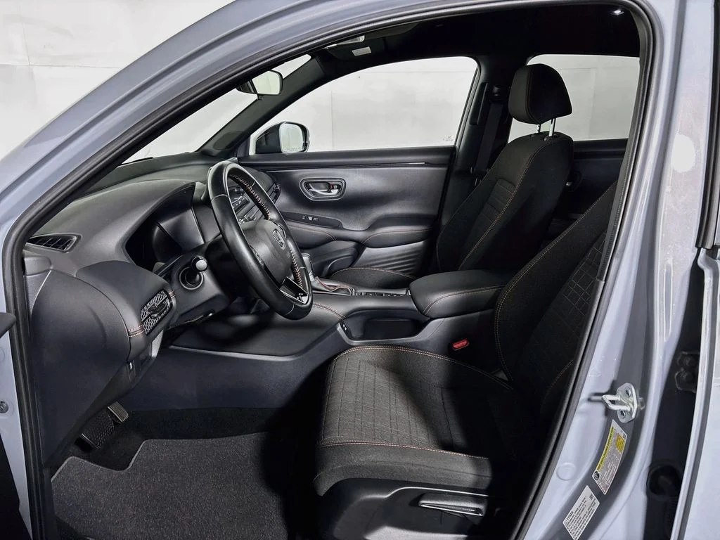 Used 2025 Urban Gray Pearl Honda Sport image 11