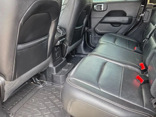 Used 2019 Black Jeep Unlimited Sahara image 12