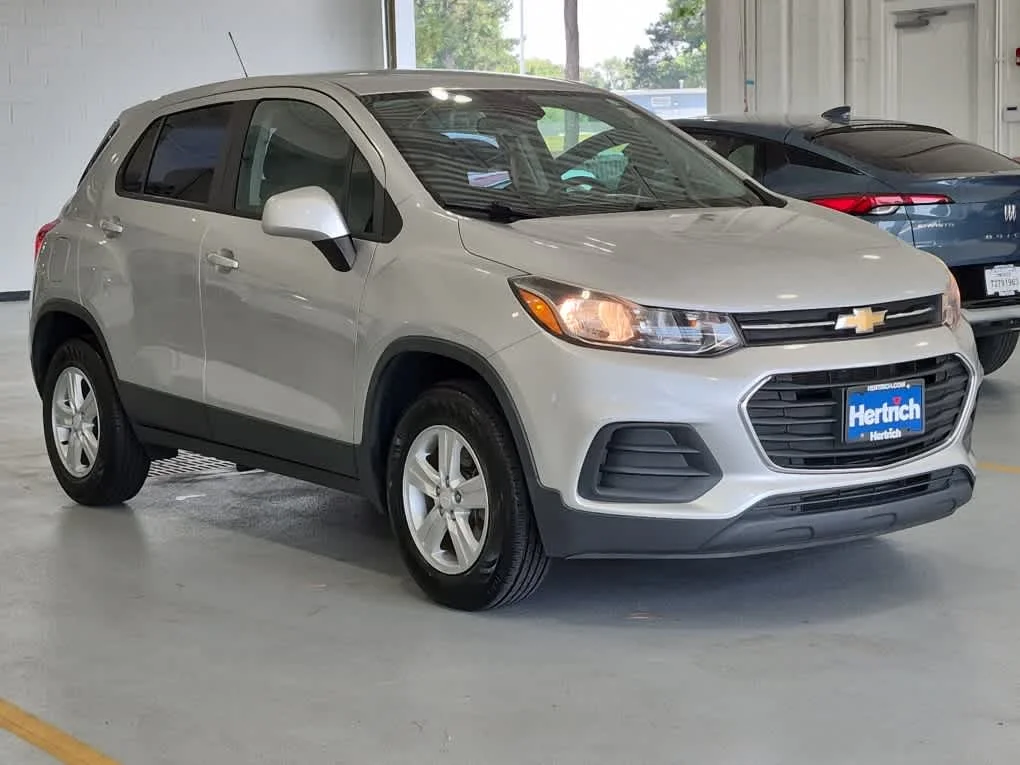 Used 2017 Silver Ice Metallic Chevrolet LS image 2
