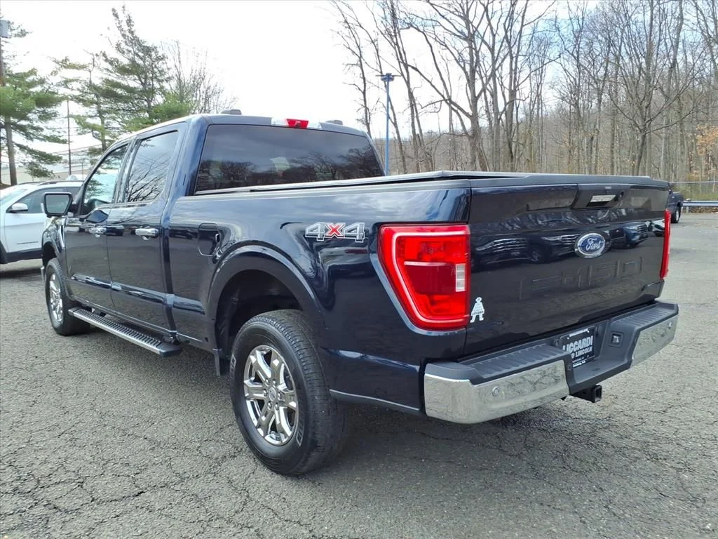 Used 2023 Blue Ford XLT image 5