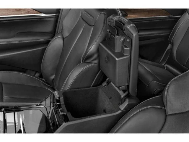 Used 2023 Diamond Black Jeep Overland image 17