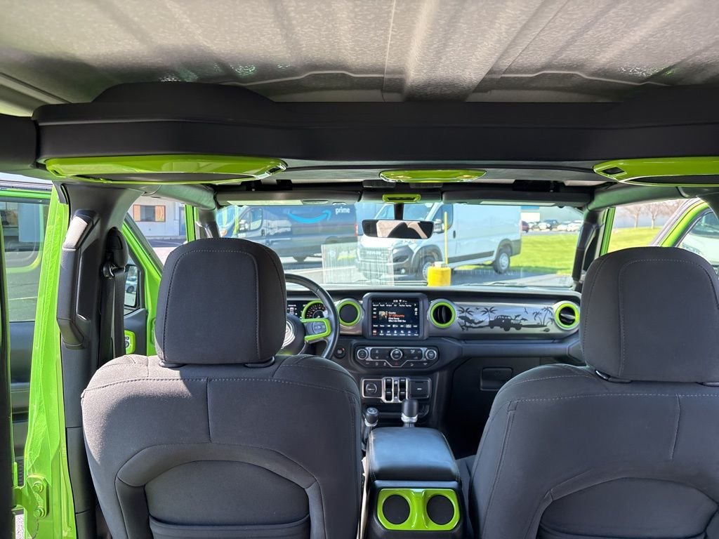 Used 2019 Green Jeep Unlimited Sahara image 26