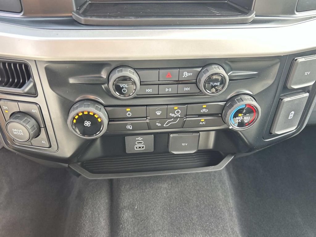 New 2026 Carbonized Gray Metallic Ford F-250® XL image 16