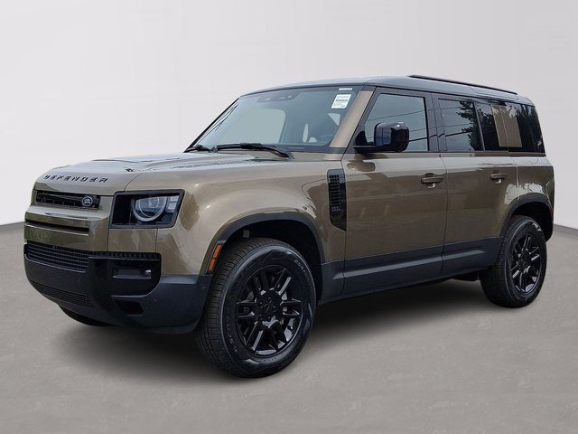 2026 Land Rover Defender 110 